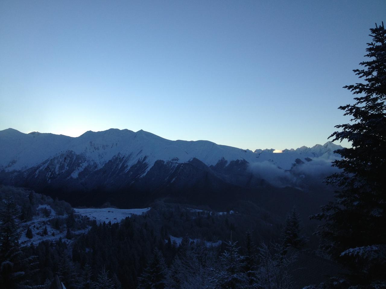 Vue Mont Valier au soleil couchant